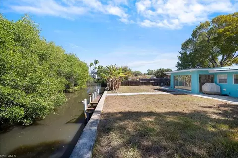 Exterior - 47 River Ct, Naples, FL 34110 photo 3 of 10