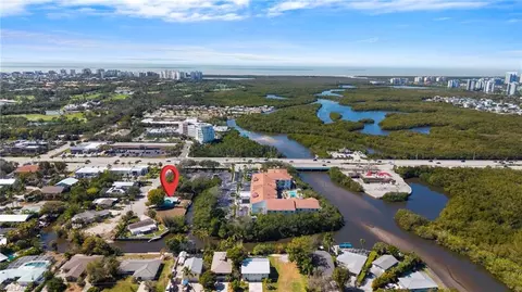 View/Area - 47 River Ct, Naples, FL 34110 photo 8 of 8