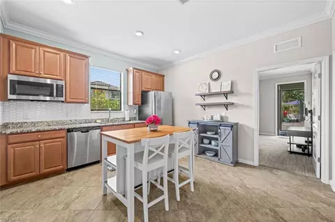 Kitchen - 4754 Abaca Cir, Naples, FL 34119 photo 3 of 3