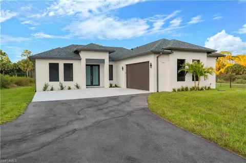 4099 6th Ave SE, Naples, FL 34117