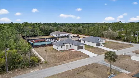 View/Area - 1402 E 7th St, Lehigh Acres, FL 33972 photo 5 of 18