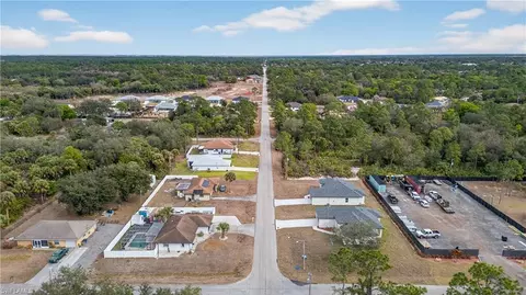 View/Area - 1402 E 7th St, Lehigh Acres, FL 33972 photo 7 of 18