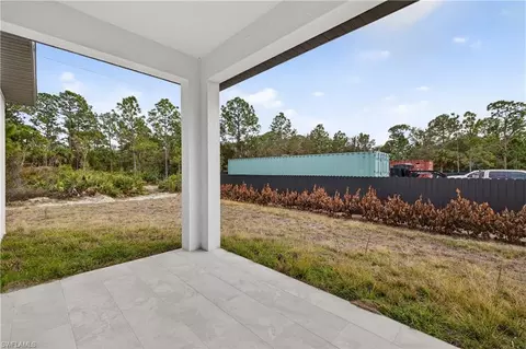 Exterior - 1402 E 7th St, Lehigh Acres, FL 33972 photo 3 of 5