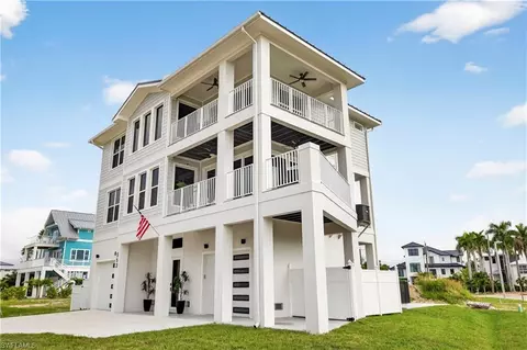 553 Estero Blvd, Fort Myers Beach, FL 33931