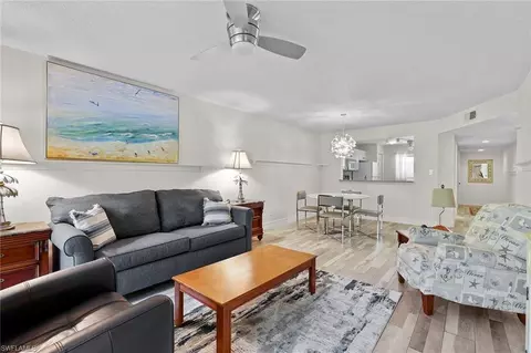 605 Squire Cir #103, Naples, FL 34104