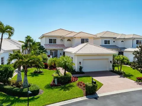 3808 Clipper Cove Dr, Naples, FL 34112