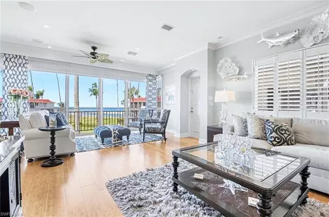 2206 Gulf Shore Blvd N #G-2, Naples, FL 34102