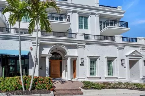 490 5th St S #101, Naples, FL 34102