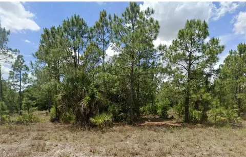 621 Monroe Ave, Lehigh Acres, FL 33972
