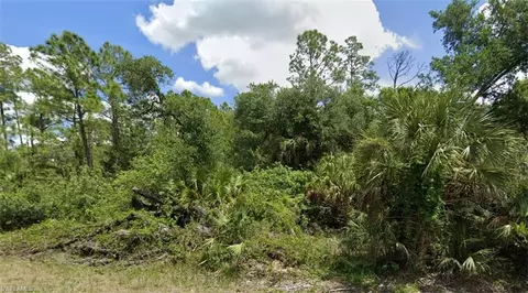 718 Louis Ave, Lehigh Acres, FL 33972