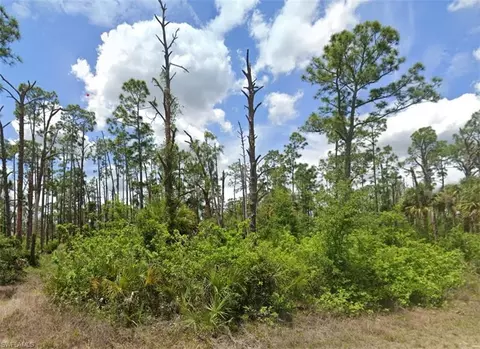 709 Monroe Ave, Lehigh Acres, FL 33972