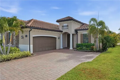 28091 Foxrock Ct, Bonita Springs, FL 34135