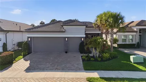 11871 Gardenia Ave, Naples, FL 34120