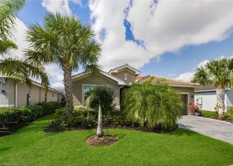 Exterior - 2275 Dancy St, Naples, FL 34120 photo 3 of 10