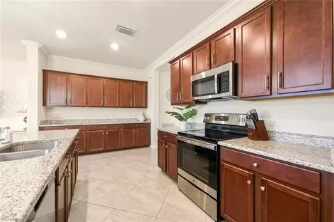 Kitchen - 2275 Dancy St, Naples, FL 34120 photo 2 of 3