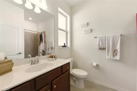 Bath - 2275 Dancy St, Naples, FL 34120 photo 3 of 4