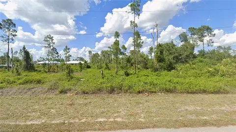 1139 Damen St E, Lehigh Acres, FL 33974