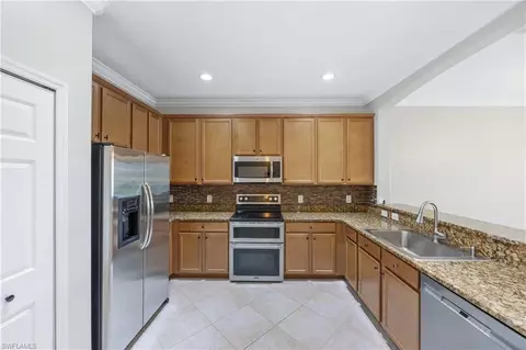 Kitchen - 14488 Grapevine Dr, Naples, FL 34114 photo 1 of 2
