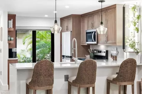 3219 Horse Carriage Way #303, Naples, FL 34105