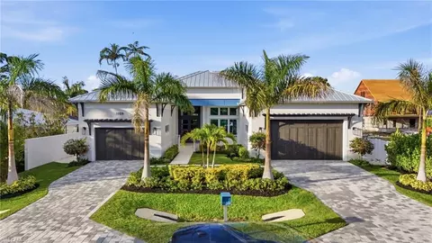 1159 Cypress Woods Dr, Naples, FL 34103