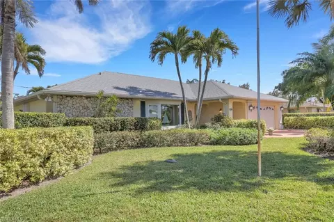 Exterior - 318 Burning Tree Dr, Naples, FL 34105 photo 5 of 6