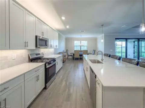 Kitchen - 21085 Verawood Loop, Estero, FL 33928 photo 4 of 4
