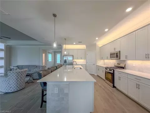 Kitchen - 21085 Verawood Loop, Estero, FL 33928 photo 2 of 4