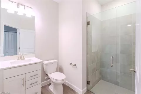 Bath - 21085 Verawood Loop, Estero, FL 33928 photo 3 of 3