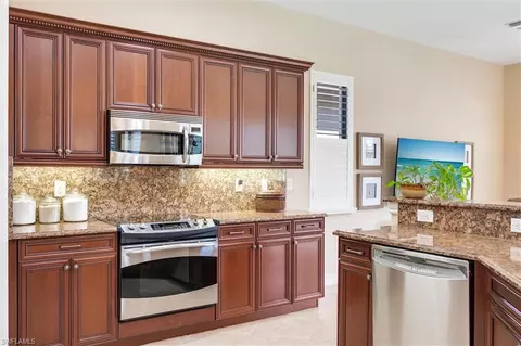 7660 Cottesmore Dr, Naples, FL 34113 photo 14