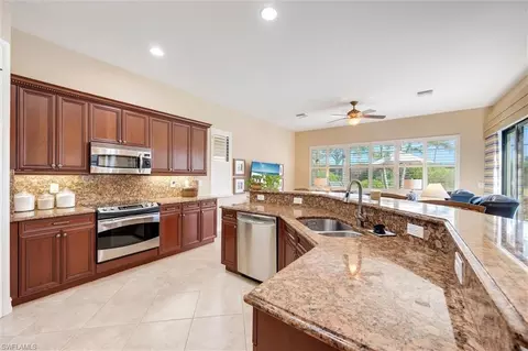 7660 Cottesmore Dr, Naples, FL 34113 photo 12