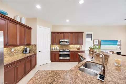 7660 Cottesmore Dr, Naples, FL 34113 photo 11