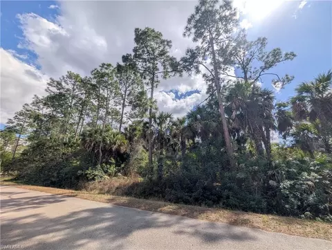 Nnnn 16th Ave Ne, Naples, FL 34120