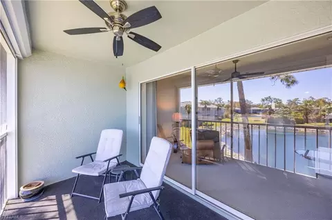 855 New Waterford Dr #R203, Naples, FL 34104