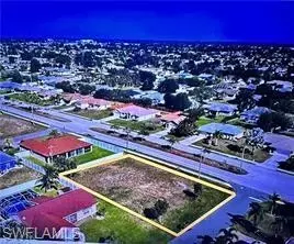 627 SE 18th St, Cape Coral, FL 33990