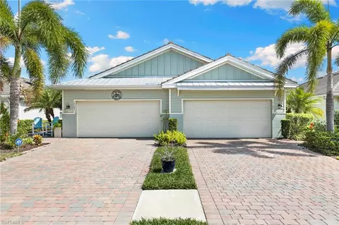 14683 Edgewater Cir, Naples, FL 34114