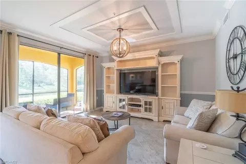 9590 Trevi Ct #5317, Naples, FL 34113