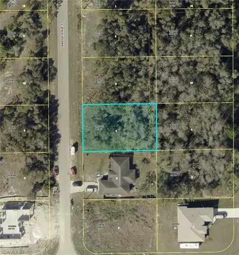 833 Andover Ave S, Lehigh Acres, FL 33974