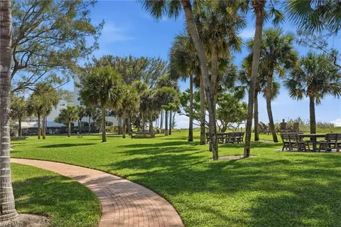 Exterior - 725 Harbour Dr, Naples, FL 34103 photo 18 of 18
