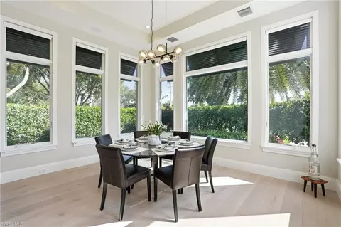 Dining - 725 Harbour Dr, Naples, FL 34103 photo 2 of 2