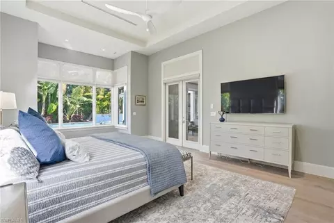Bedroom - 725 Harbour Dr, Naples, FL 34103 photo 2 of 6