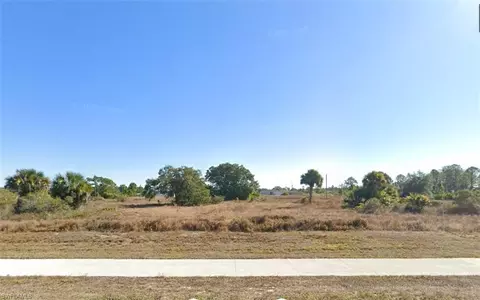 1029 Bell Blvd S, Lehigh Acres, FL 33974
