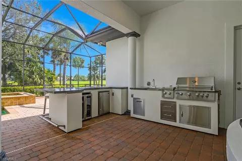 Kitchen - 7420 Byrons Way, Naples, FL 34113 photo 8 of 8