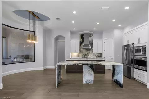 Kitchen - 7420 Byrons Way, Naples, FL 34113 photo 3 of 8