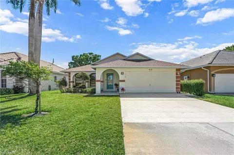 612 110th Ave N, Naples, FL 34108