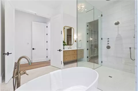 Bath - 745 Pectin Rd, Naples, FL 34102 photo 1 of 4