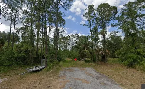 2321 Irving Ave, Alva, FL 33920