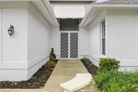 Exterior - 727 Warwick Pl, Naples, FL 34104 photo 6 of 6