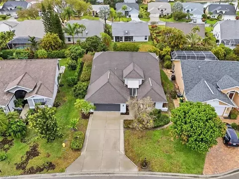 View/Area - 727 Warwick Pl, Naples, FL 34104 photo 1 of 7