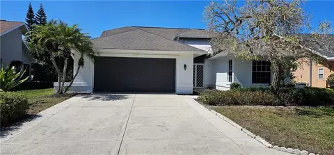 727 Warwick Pl, Naples, FL 34104