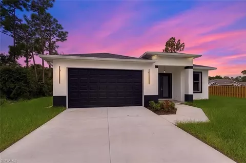 448 Rayneta St, Lehigh Acres, FL 33974